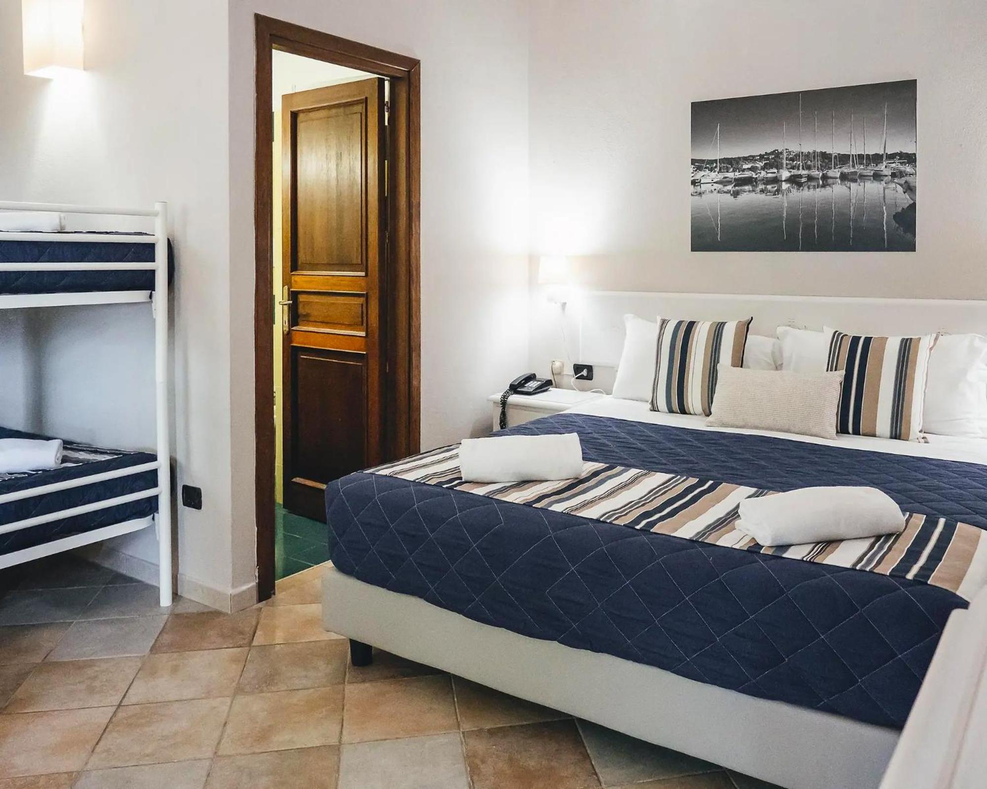Hotel Zeta Club San Teodoro Le Rose Extérieur photo