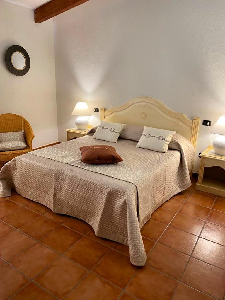 Hotel Zeta Club San Teodoro Le Rose Extérieur photo