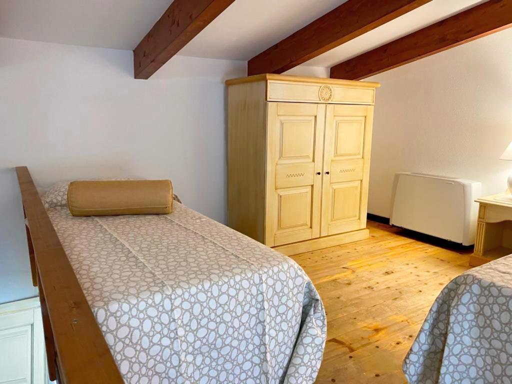 Hotel Zeta Club San Teodoro Le Rose Extérieur photo